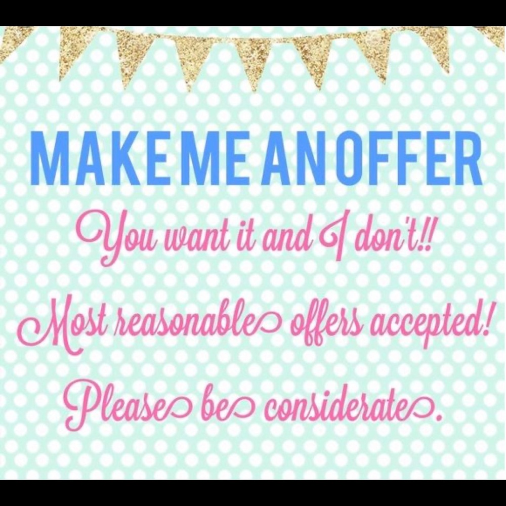 Hello! Thank you for stopping by my closet!